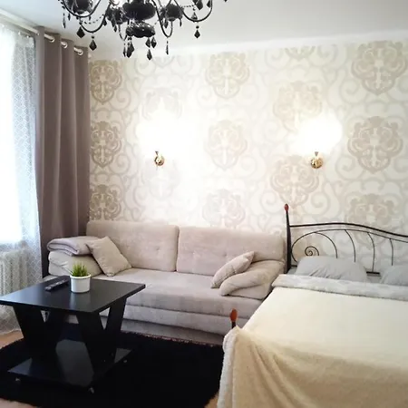 белые на карла маркса 25 *